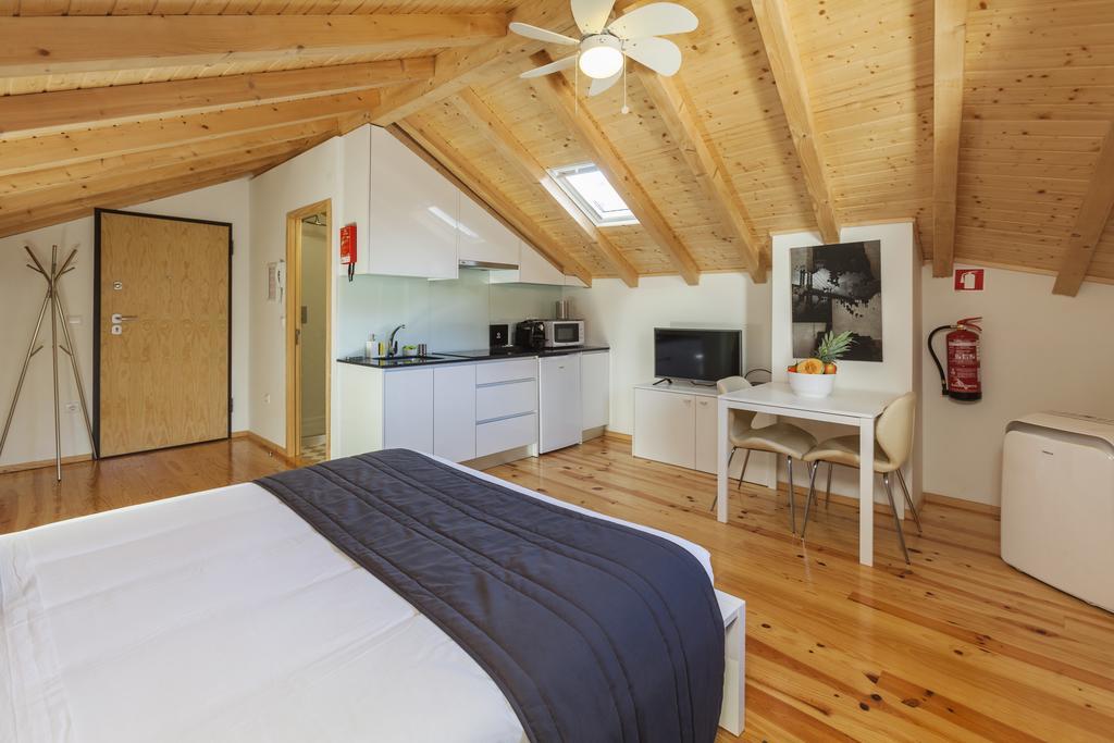 Bo - Almada Apartment Порто Екстериор снимка